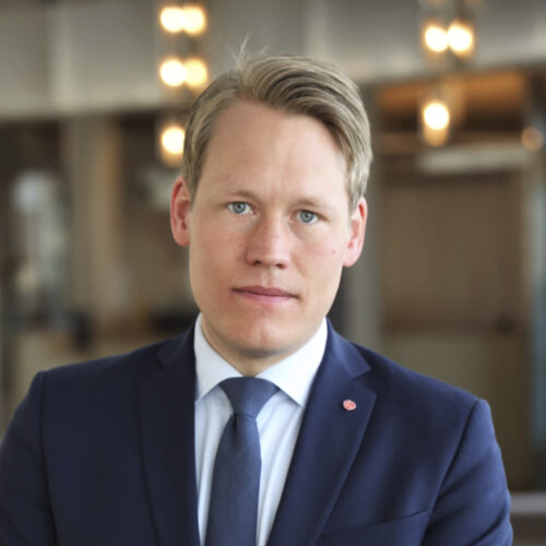 Ett kall för att återta demokratisk kontroll - Björn Wiechel